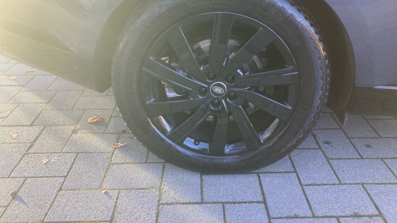 Land Rover Range Rover 3.0 D300 SE 4dr Auto Diesel Estate